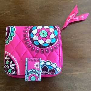 New Vera Bradley Pink Cupcake Wallet